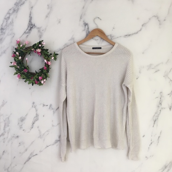 Brandy Melville Ollie Sweater in Ivory - Picture 3 of 8